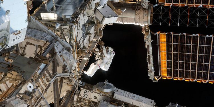 Nasa paseo espacial