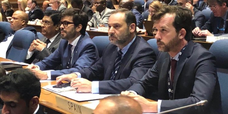 Abalos en la Asamblea de la OACI