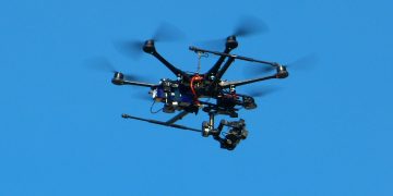 Dron