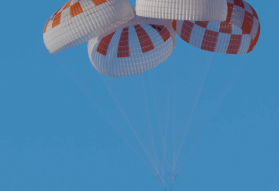 Pruebas de los paracaidas de la Crew Dragon