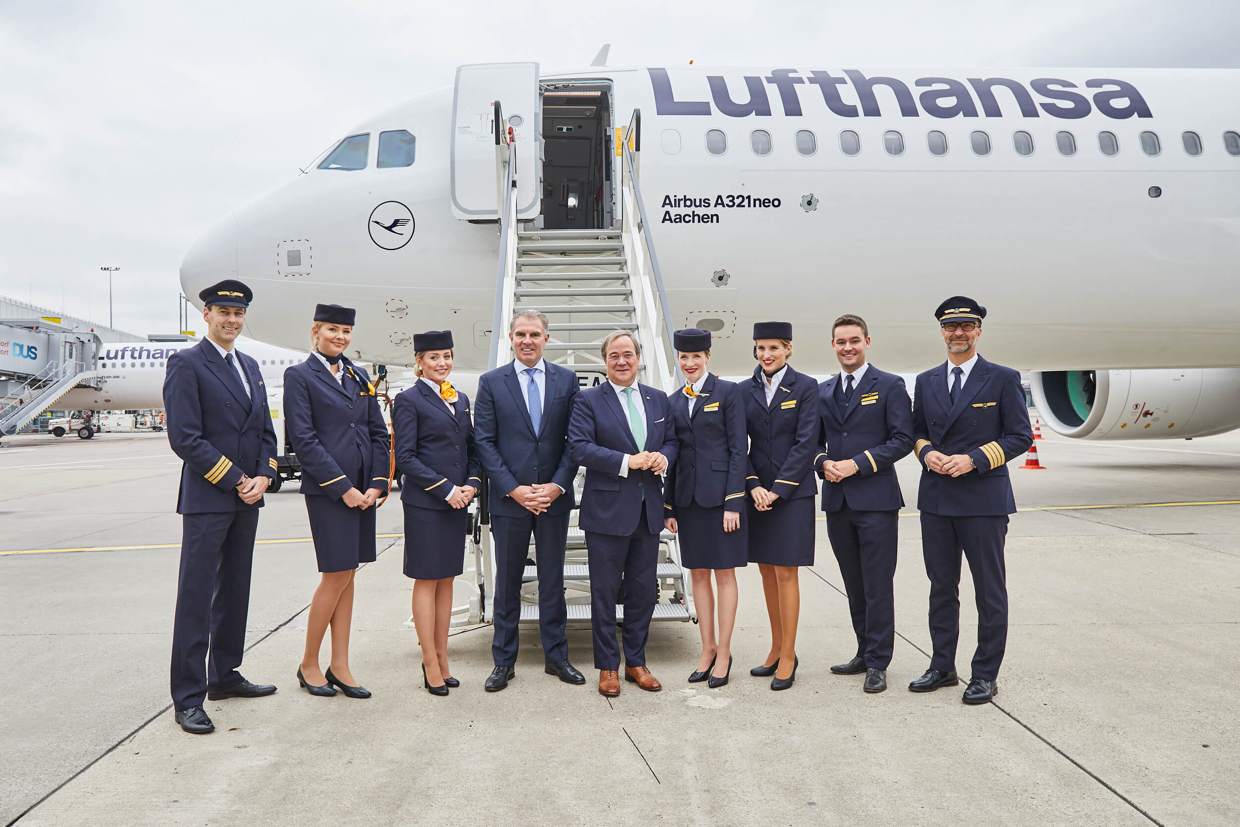 Lufthansa llega a un acuerdo con los tripulantes de cabina - Actualidad  Aeroespacial