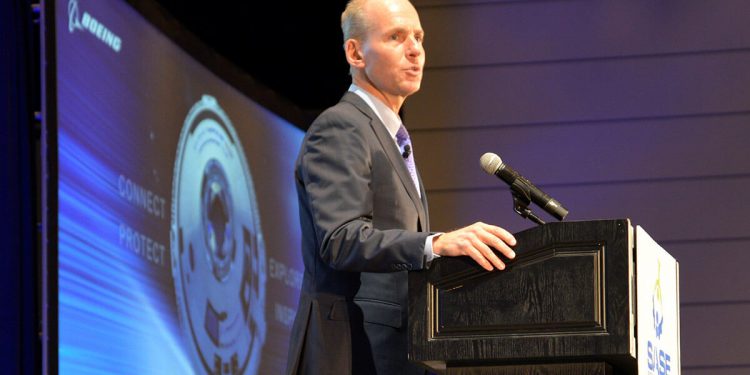 Dennis Muilenburg