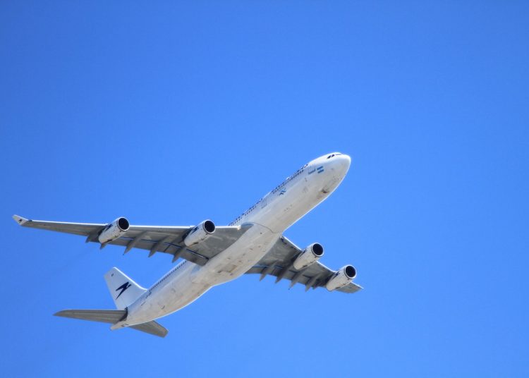 Avión