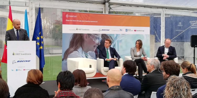 Boeing y FIRST Scandinavia estrenan la experiencia educativa Newton en Lugo