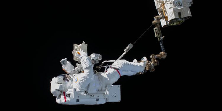 Astronautas en la ISS