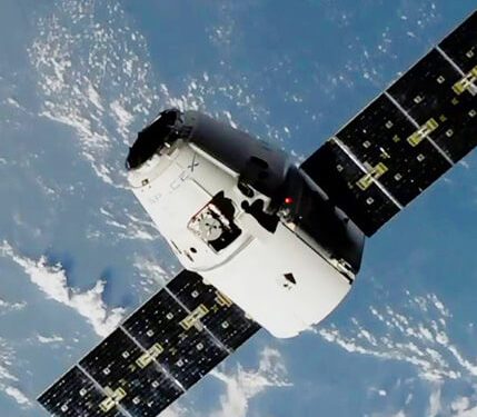 La nave Dragon llego a la ISS