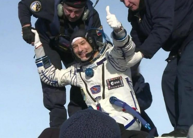 El astronauta Luca Parmitano a su llegada a la Tierra