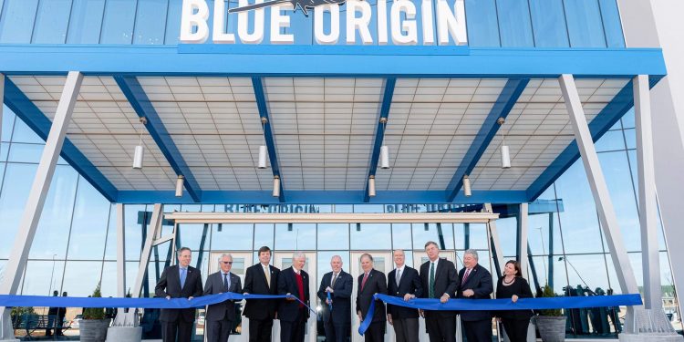 Inauguración de la fábrica de Huntsville de Blue Origin.