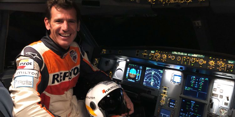 Juan Velarde, renueva como piloto Simloc