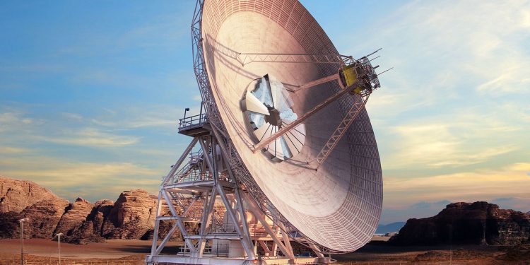 Antena de espacio profundo de la Nasa