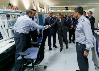 Pedro Saura en el Centro de Control Madrid