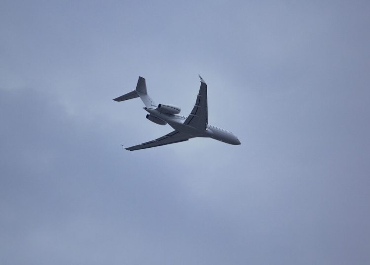 Avión