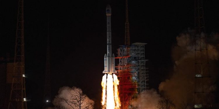 China lanza satélites BeiDou