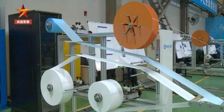 Fabricación de mascarillas en China