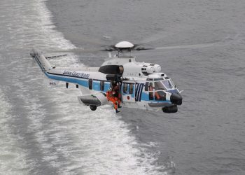 Helicóptero H225