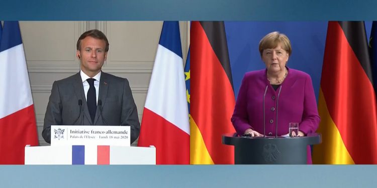 Emmanuel Macron, presidente de Francia, y la canciller alemana, Ángela Merkel.