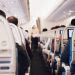 Pasajeros en avión