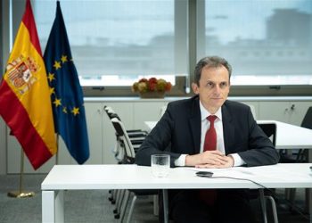 El ministro Pedro Duque
