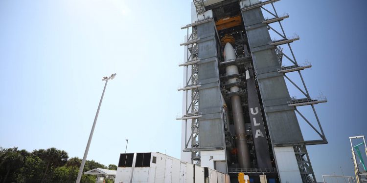 La carga útil de la misión USSF-7 de los EEUU con el X-37 B preparada para su lanzamiento