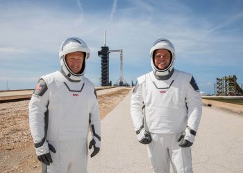 Astronautas de la Crew Dragon