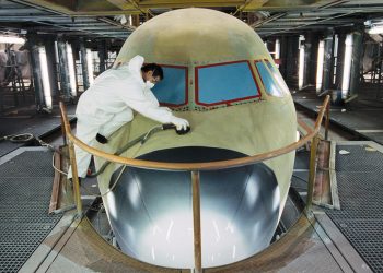 Los riesgos para la salud en la industria aeronáutica y sus remedios