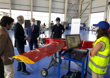 Boeing presenta el nuevo "Boeing SkyWay Lab" en el aeródromo de Rozas en Galicia