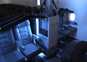 Limpieza de cabinas con luz ultravioleta