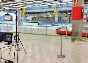 Indra implanta sistemas de control de temperatura de pasajeros en 13 aeropuertos españoles