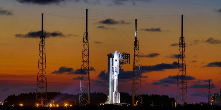 SES selecciona ULA para lanzar dos satélites de banda C