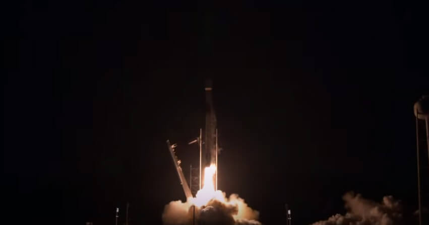 SpaceX launches two Starlink satellites on the same day