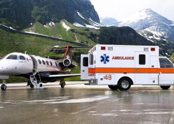 Embraer presentó la versión medicalizada del Phenom 300