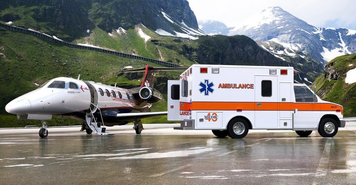 Embraer presentó la versión medicalizada del Phenom 300
