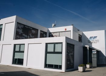 Últimas plazas de avión y helicóptero en European Flyers