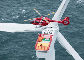 HTM-Helicopters, primer operador en utilizar el H145 para operaciones eólicas marinas