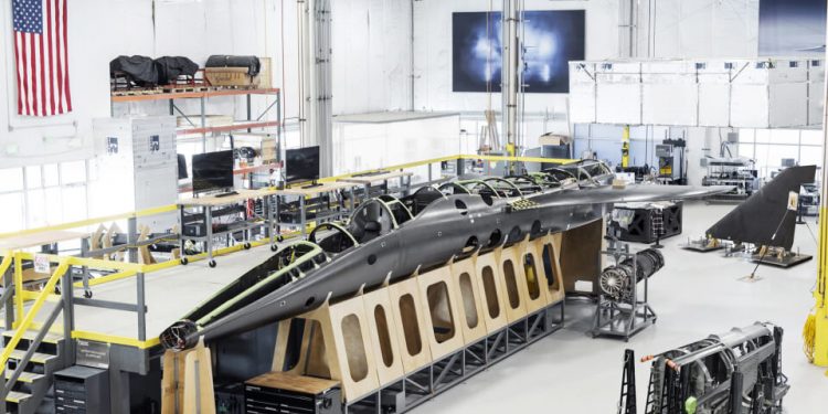 Boom Supersonic presentará en un mes su avión XB-1