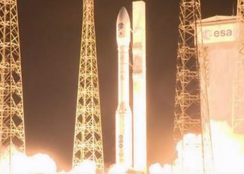 Arianespace lanzó, por fin, el cohete Vega con 53 pequeños satélites