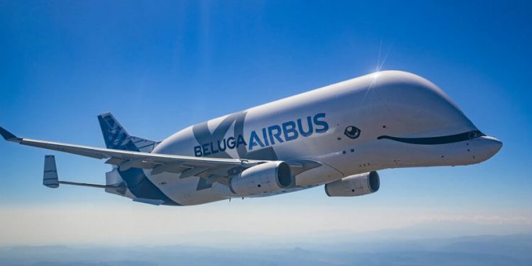 Airbus puso en servicio su tercer Beluga XL