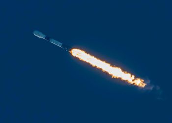 Falcon 9 ha lanzado otros 60 satélites Starlink