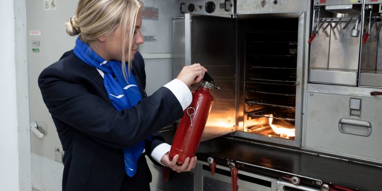 Simuladores de fuego para adiestrar a tripulantes de cabina