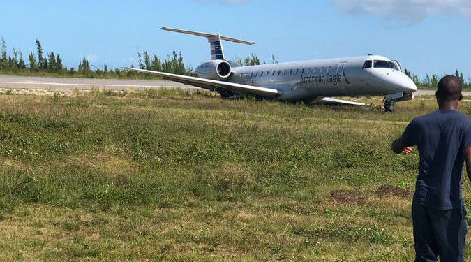 Un avión Embraer de American Eagle se salió de pista al aterrizar en Las Bahamas