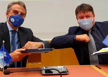 La OMM y la IATA acuerdan mejorar la información meteorológica de las aeronaves