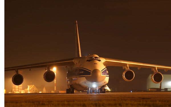 Volga-Dnepr Airlines suspende las operaciones comerciales del AN-124-100