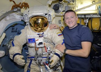 Los cosmonautas rusos en la ISS harán una salida espacial para trabajos de mantenimiento de la estación