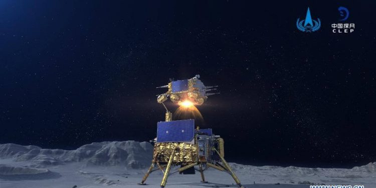 La Chang’e-5 regresa a la Tierra con muestras lunares
