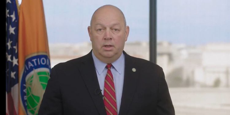 La FAA endurece las medidas contra los pasajeros problemáticos