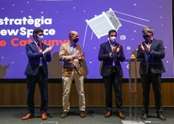 Cataluña adjudica la construcción de los primeros nanosatélites que lanzará en marzo