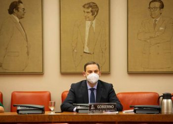 Ábalos reconoce en el Congreso que en la crisis por la nevada en Barajas se pudo actuar mejor