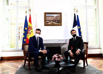 Cumbre entre Sánchez y Macron