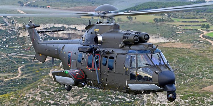 Helicóptero H225M