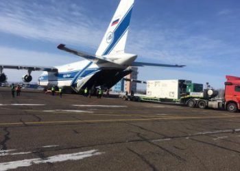 Llegaron al cosmódromo ruso de Vostochny 36 satélites OneWeb para su próximo lanzamiento